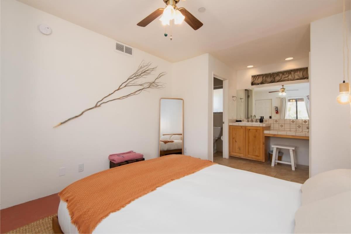 Renovated Lodge - Room 1 With Pool Access Joshua Tree Εξωτερικό φωτογραφία