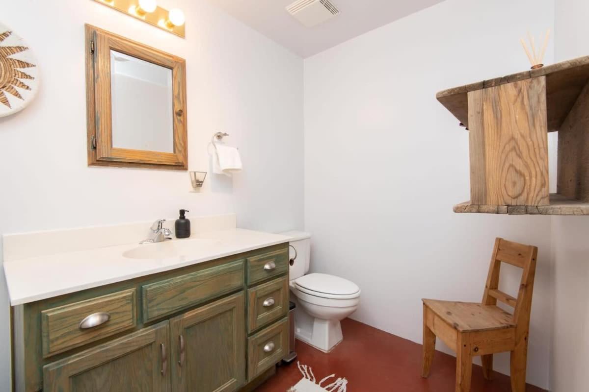 Renovated Lodge - Room 1 With Pool Access Joshua Tree Εξωτερικό φωτογραφία