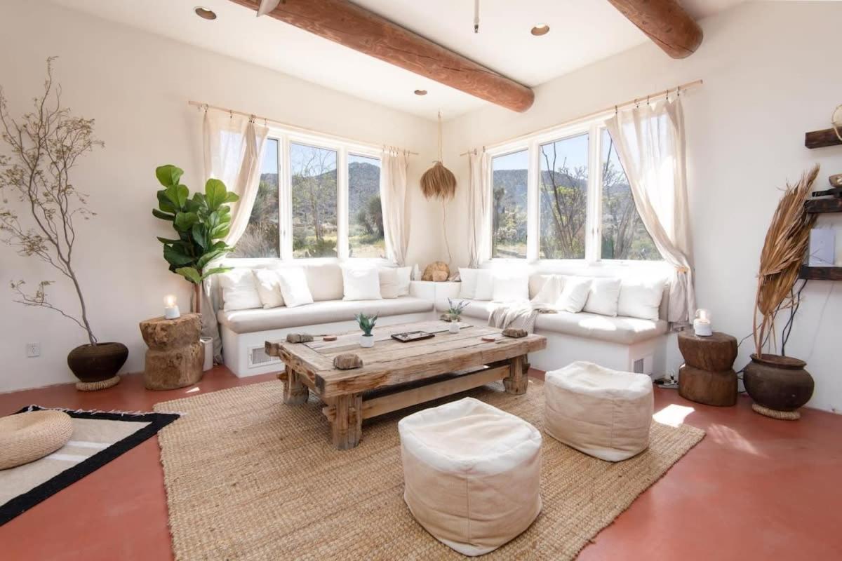 Renovated Lodge - Room 1 With Pool Access Joshua Tree Εξωτερικό φωτογραφία