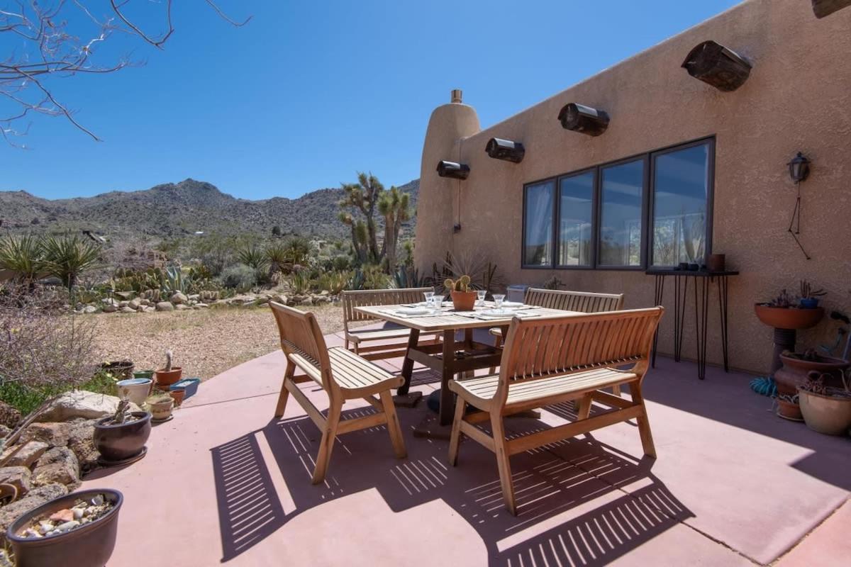 Renovated Lodge - Room 1 With Pool Access Joshua Tree Εξωτερικό φωτογραφία