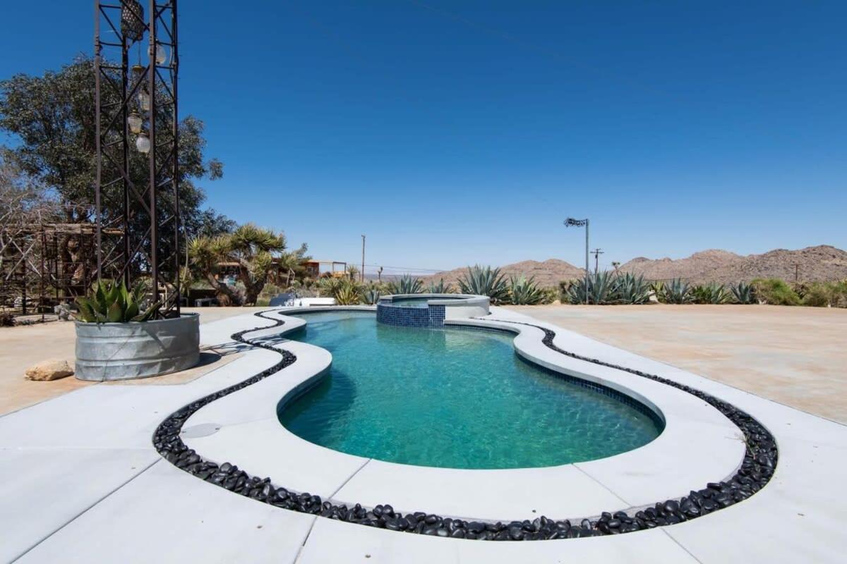 Renovated Lodge - Room 1 With Pool Access Joshua Tree Εξωτερικό φωτογραφία